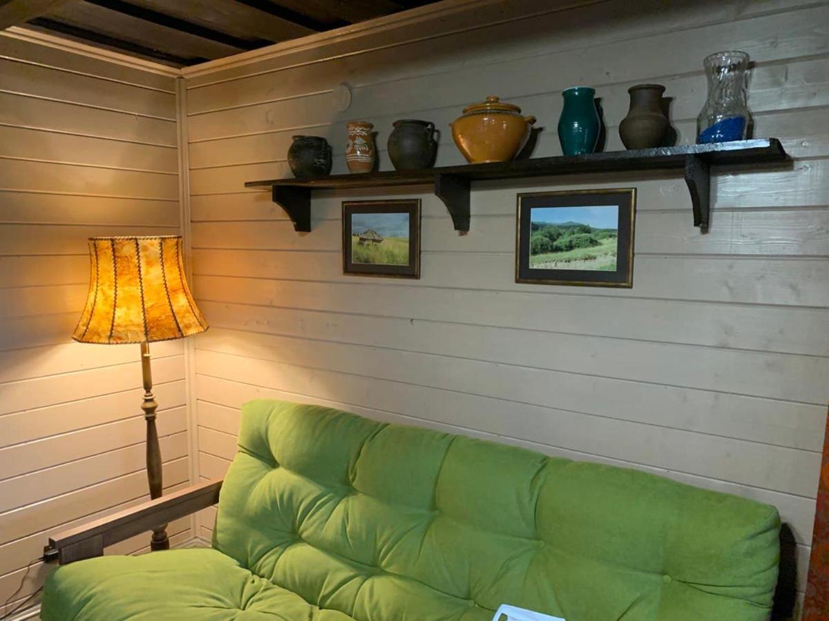 Садиба Остра Shcherbovets Dış mekan fotoğraf